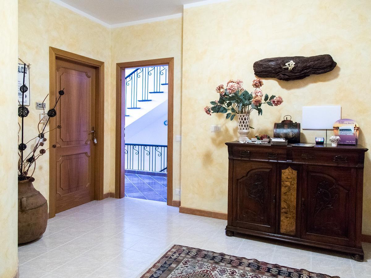 Il Sestante Hotel Civitanova Marche Bagian luar foto